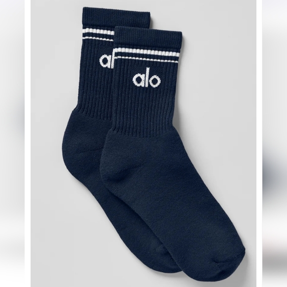 ALO Yoga Unisex Half-Crew Throwback Sock Navy Blue Athletic $34 Limited - Picture 2 of 8